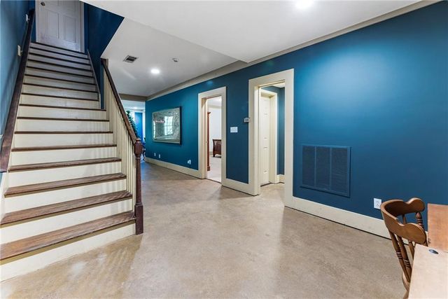 420 Fawn Glen Drive, Roswell, GA 30075