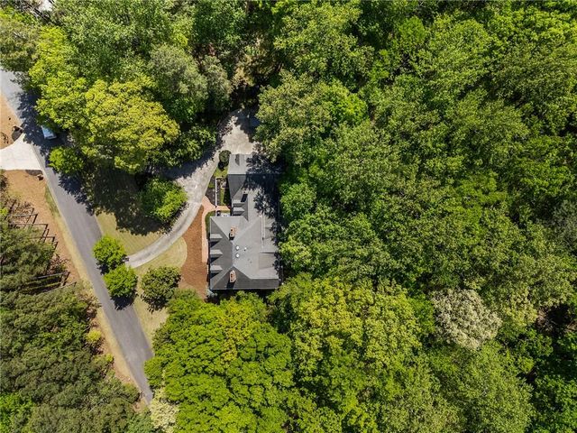 420 Fawn Glen Drive, Roswell, GA 30075