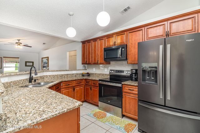 1410 Vander Avenue SE, Palm Bay, FL 32909