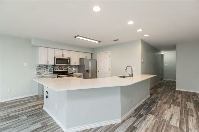 15409 Salt Cay Ct F, Corpus Christi, TX 78418