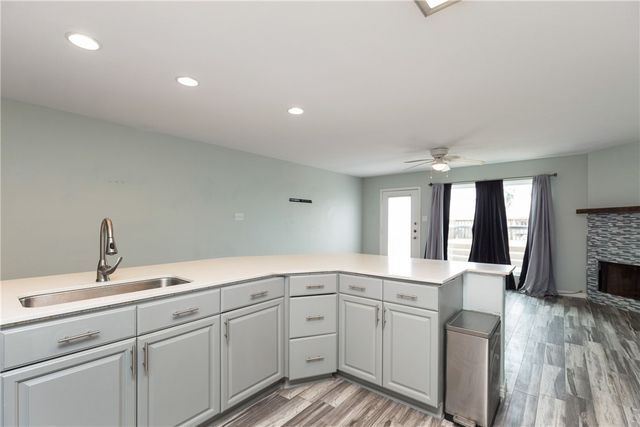 15409 Salt Cay Ct F, Corpus Christi, TX 78418