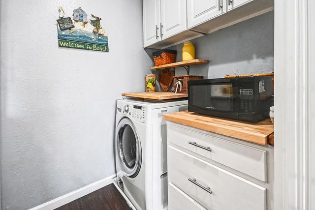 307 Yacht Club Lane 307, El Lago, TX 77586