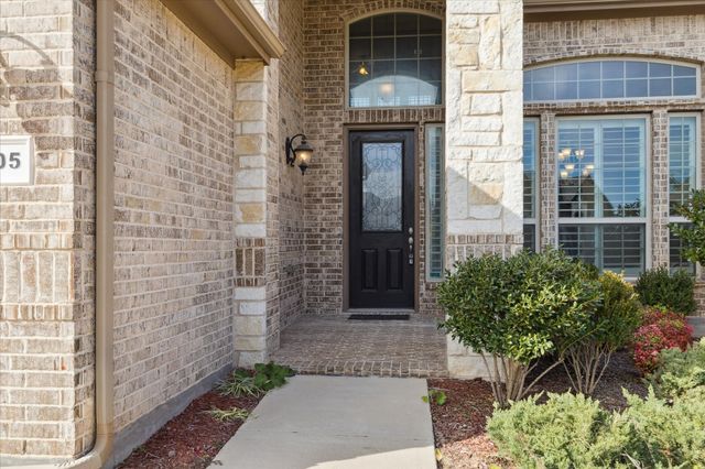 5805 Canyon Oaks Lane, Fort Worth, TX 76137