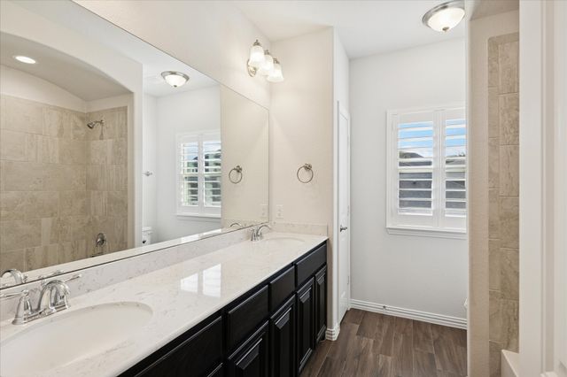 5805 Canyon Oaks Lane, Fort Worth, TX 76137