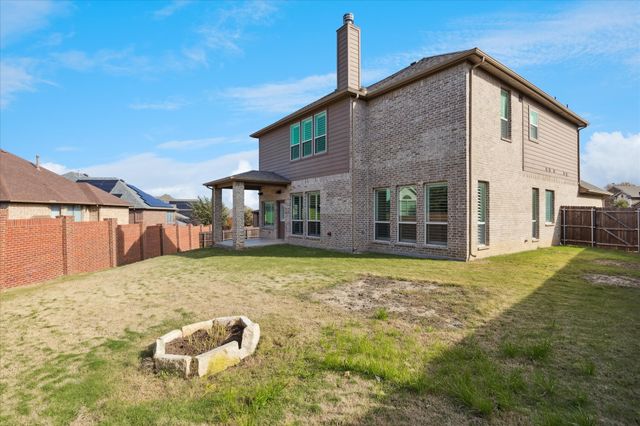 5805 Canyon Oaks Lane, Fort Worth, TX 76137