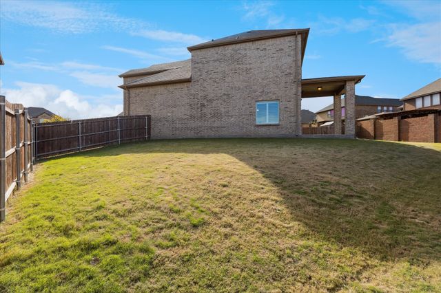 5805 Canyon Oaks Lane, Fort Worth, TX 76137