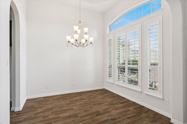 5805 Canyon Oaks Lane, Fort Worth, TX 76137