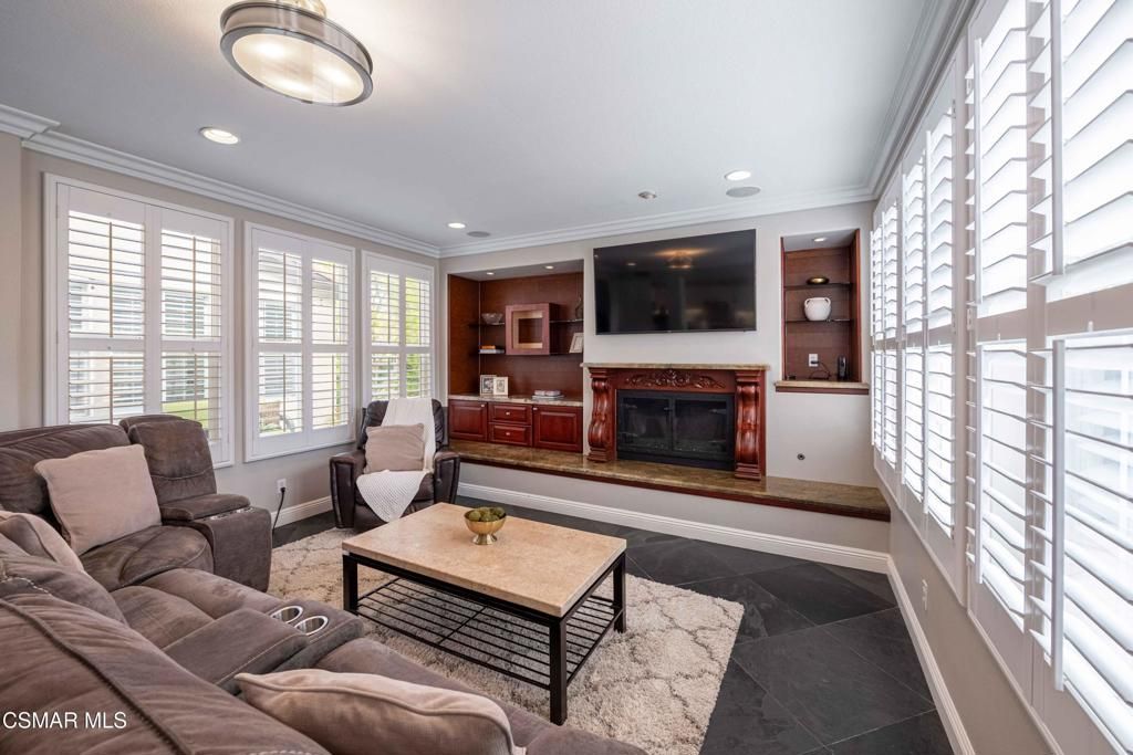 Image 16 of property listing at 3140 Eaglewood Avenue, Thousand Oaks, CA 91362