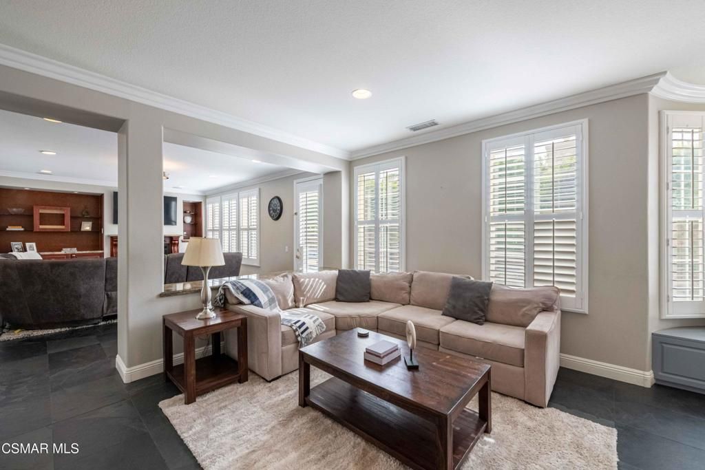 Image 20 of property listing at 3140 Eaglewood Avenue, Thousand Oaks, CA 91362