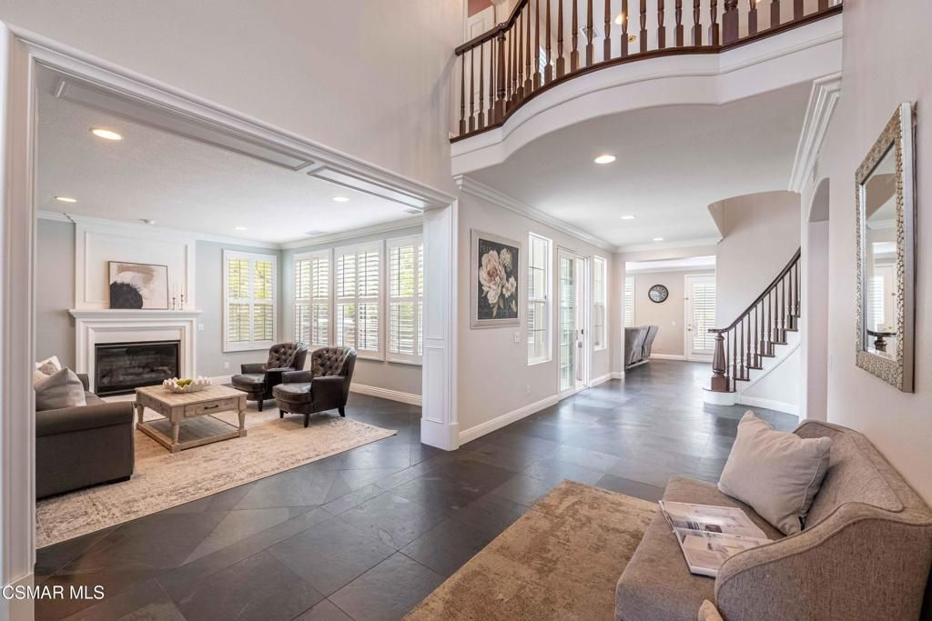 Image 5 of property listing at 3140 Eaglewood Avenue, Thousand Oaks, CA 91362