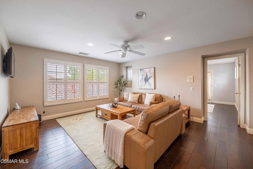 Image 51 of property listing at 3140 Eaglewood Avenue, Thousand Oaks, CA 91362