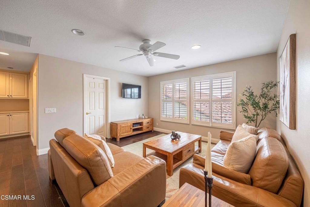 Image 53 of property listing at 3140 Eaglewood Avenue, Thousand Oaks, CA 91362