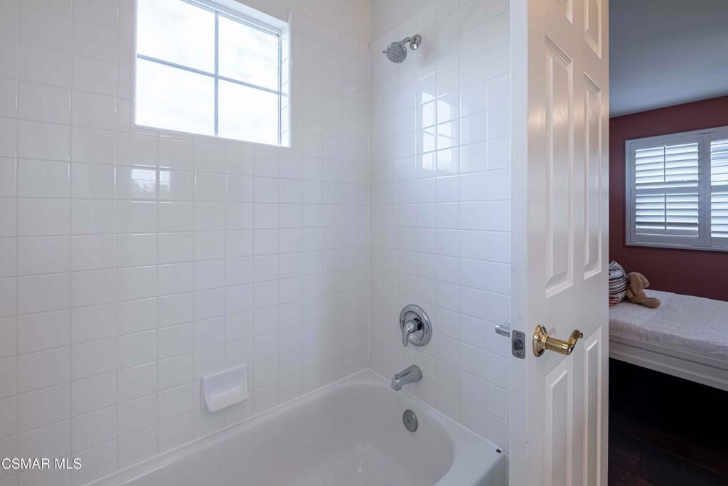 Image 61 of property listing at 3140 Eaglewood Avenue, Thousand Oaks, CA 91362