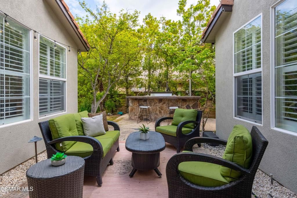 Image 69 of property listing at 3140 Eaglewood Avenue, Thousand Oaks, CA 91362