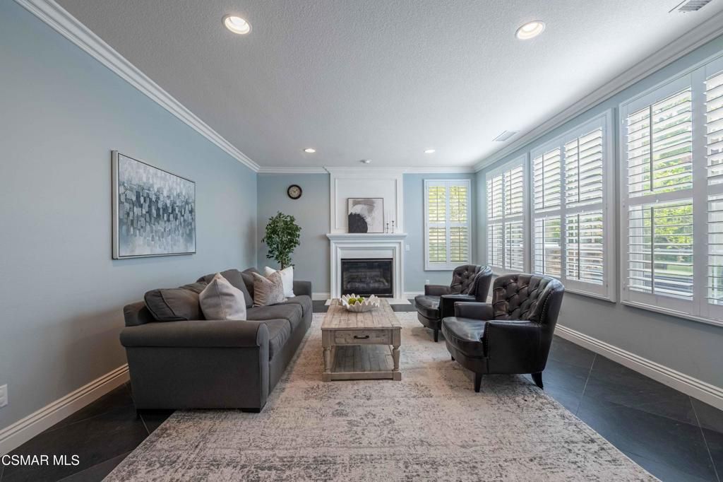 Image 7 of property listing at 3140 Eaglewood Avenue, Thousand Oaks, CA 91362