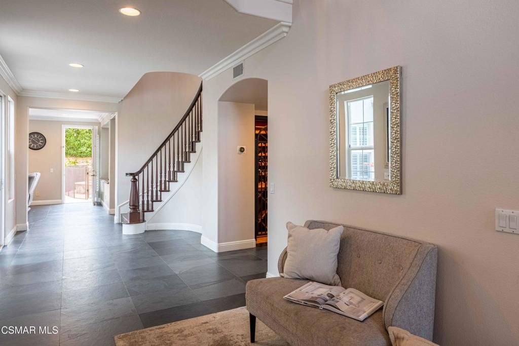 Image 9 of property listing at 3140 Eaglewood Avenue, Thousand Oaks, CA 91362