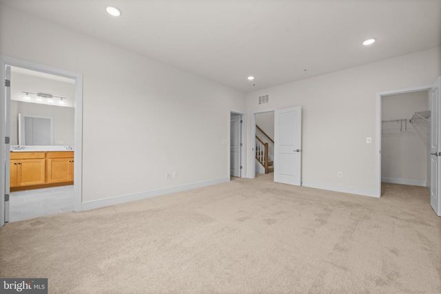 43382 FARRINGDON SQ, Broadlands, VA 20148