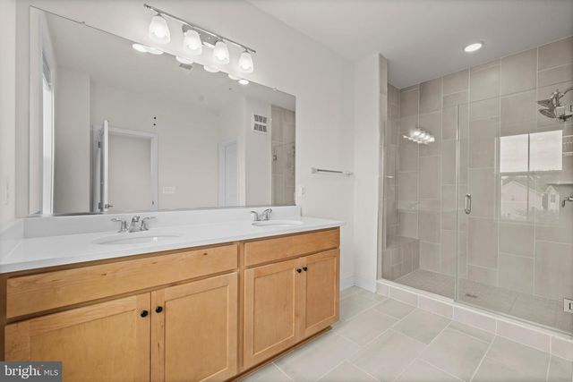 43382 FARRINGDON SQ, Broadlands, VA 20148