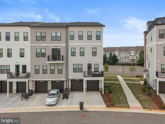 43382 FARRINGDON SQ, Broadlands, VA 20148