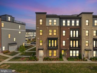 43382 FARRINGDON SQ, Broadlands, VA 20148