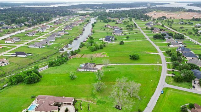 19004 Harbor Side Boulevard, Montgomery, TX 77356