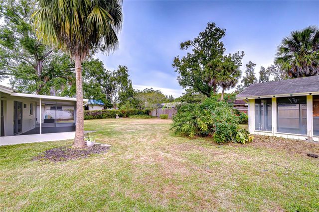 4204 BRIARBERRY LANE, Tampa, FL 33624