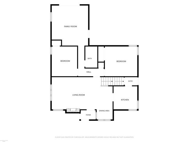 1595 Ford Court, Grosse Pointe Woods, MI 48236