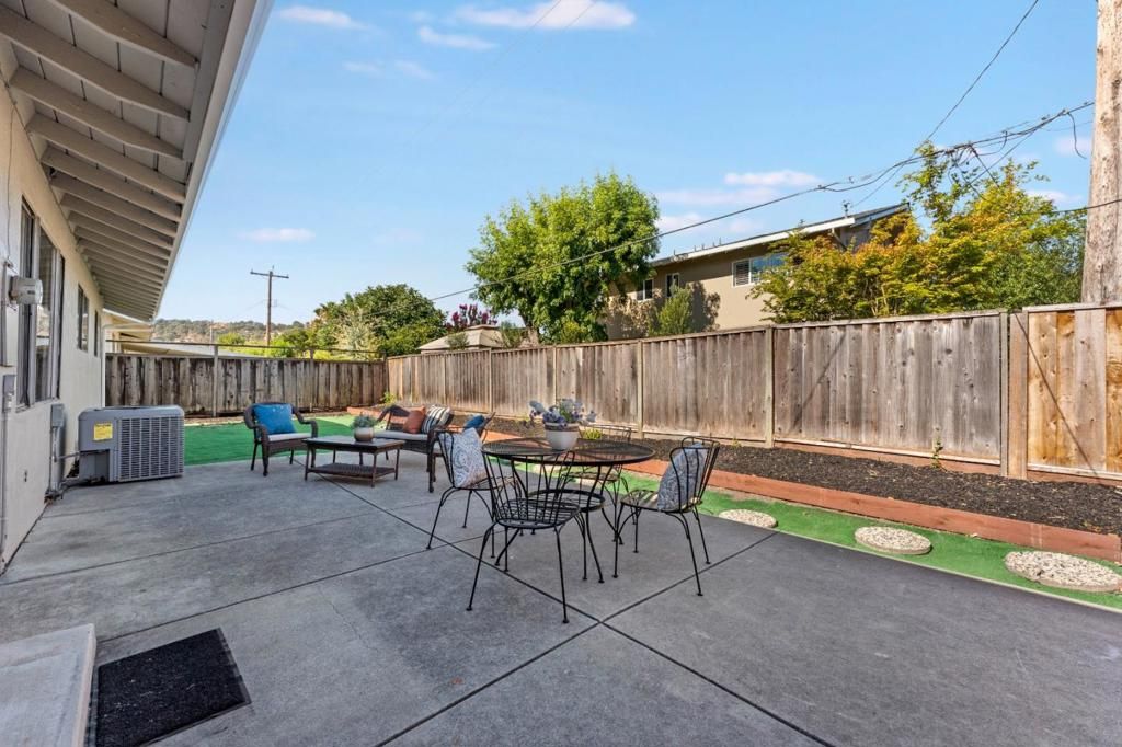 Image 32 of property listing at 6021 Chesbro Avenue, San Jose, CA 95123