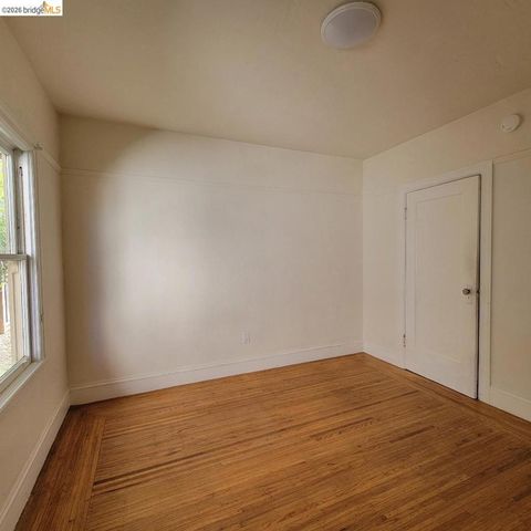 731 Santa Fe Ave., Albany, CA 94706