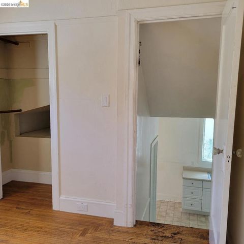 731 Santa Fe Ave., Albany, CA 94706