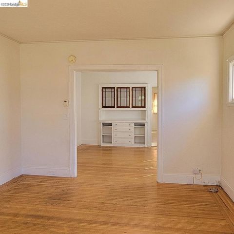 731 Santa Fe Ave., Albany, CA 94706