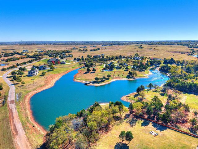 13201 Big Cedar Lane, Yukon, OK 73099