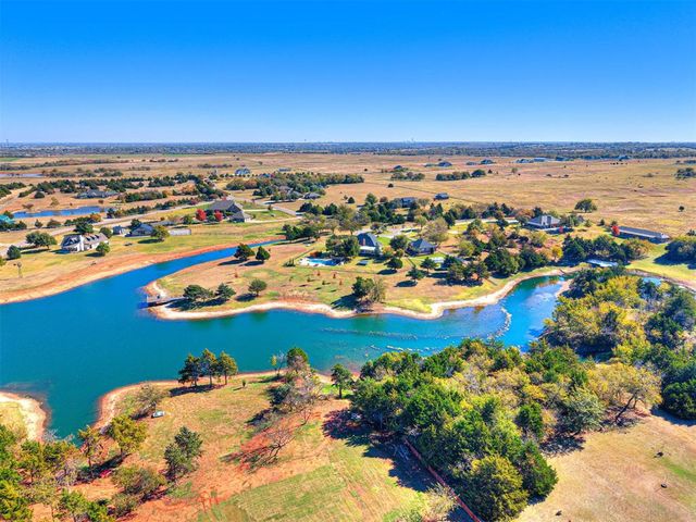 13201 Big Cedar Lane, Yukon, OK 73099
