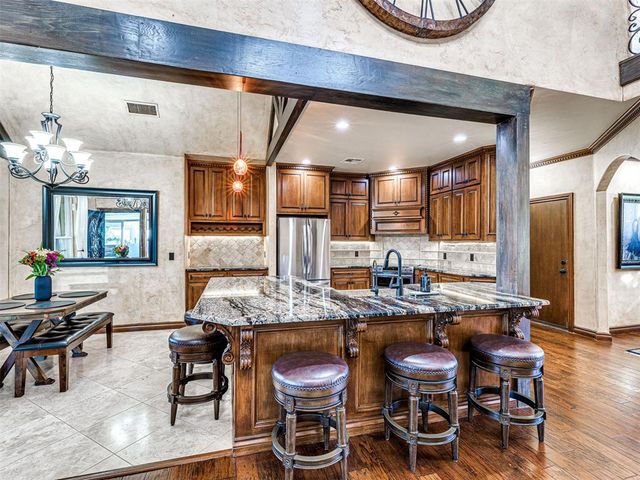 13201 Big Cedar Lane, Yukon, OK 73099