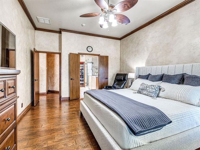 13201 Big Cedar Lane, Yukon, OK 73099
