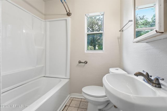 5886 OAKLANE Drive, Jacksonville, FL 32244