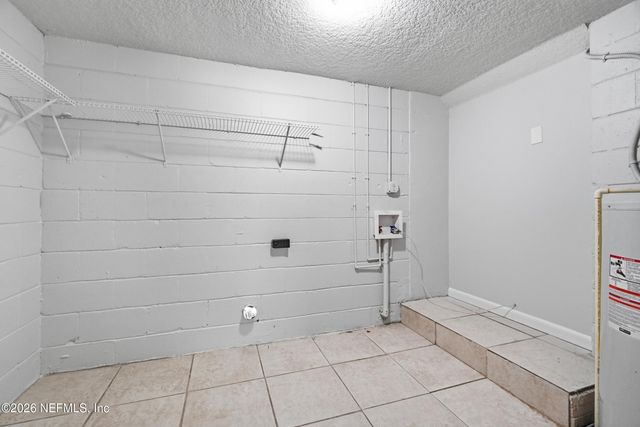 5886 OAKLANE Drive, Jacksonville, FL 32244