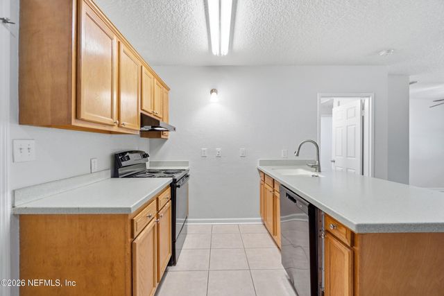 5886 OAKLANE Drive, Jacksonville, FL 32244