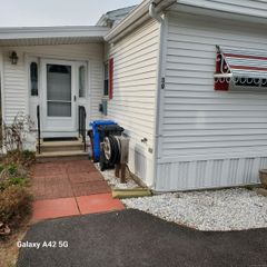 39 Old Wood Road, Mansfield, CT 06268