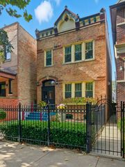 1636 N BELL Street, Chicago, IL 60647