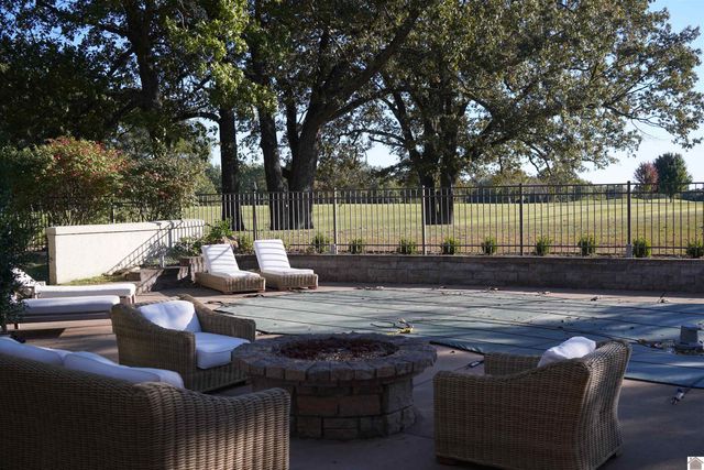 109 Brookside Cove, Paducah, KY 42003