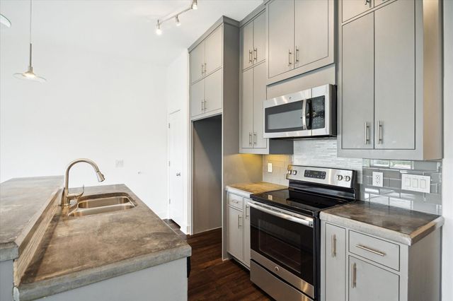 1011 Studemont Street 203, Houston, TX 77007