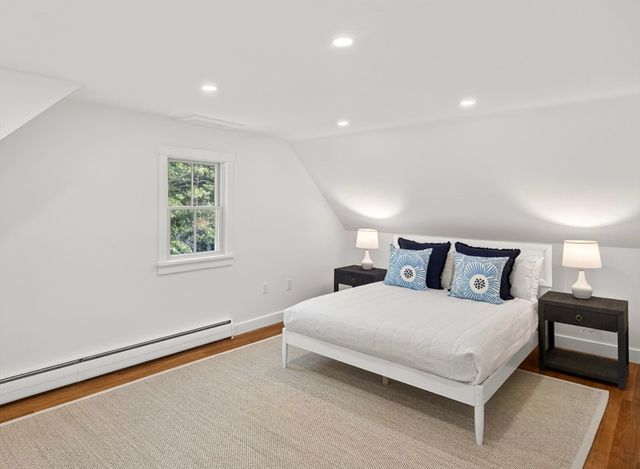 16 Maple Road, Barnstable, MA 02632