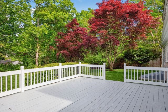 16 Maple Road, Barnstable, MA 02632