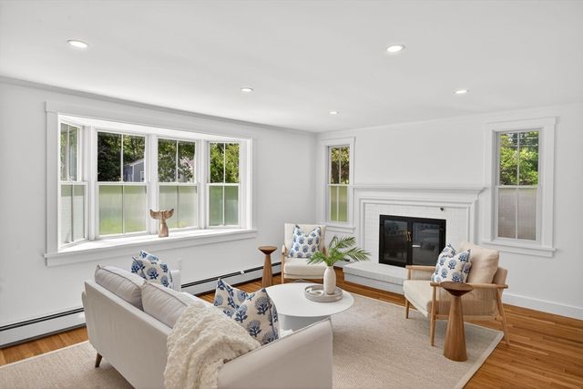 16 Maple Road, Barnstable, MA 02632