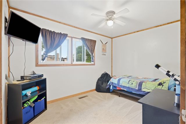 1400 Deforest Avenue, Iowa City, IA 52240