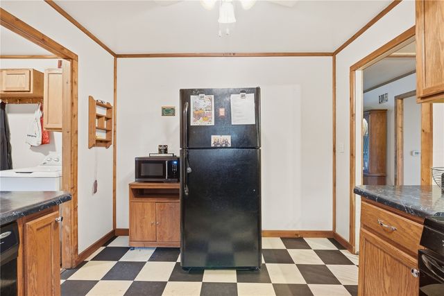 1400 Deforest Avenue, Iowa City, IA 52240