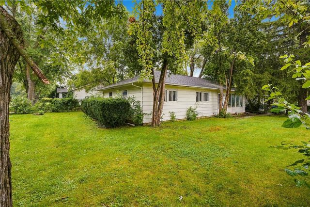 1400 Deforest Avenue, Iowa City, IA 52240