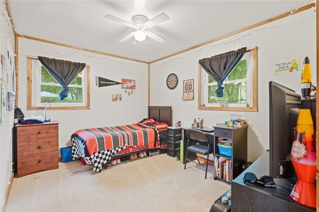 1400 Deforest Avenue, Iowa City, IA 52240