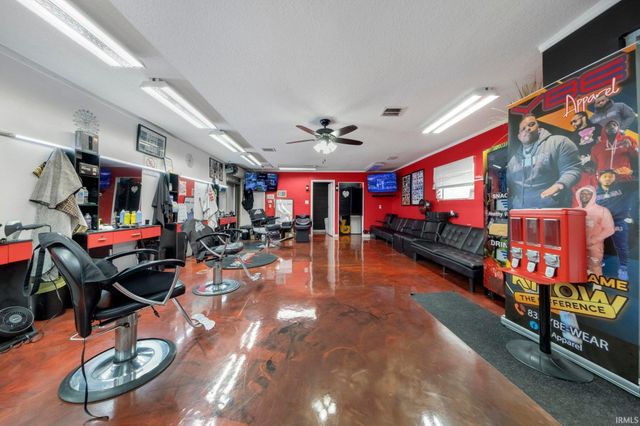 1017 E Pontiac Street, Fort Wayne, IN 46803